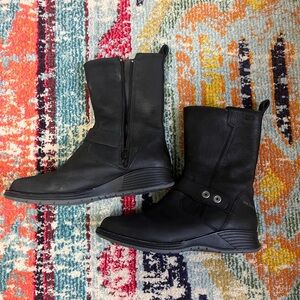 Merrell Travvy Mid Boots - Waterproof, Leather (For Women, black)